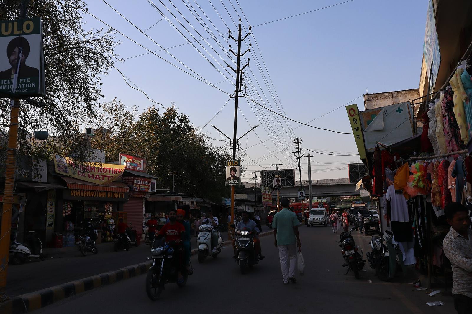 Bazaar, Moga city